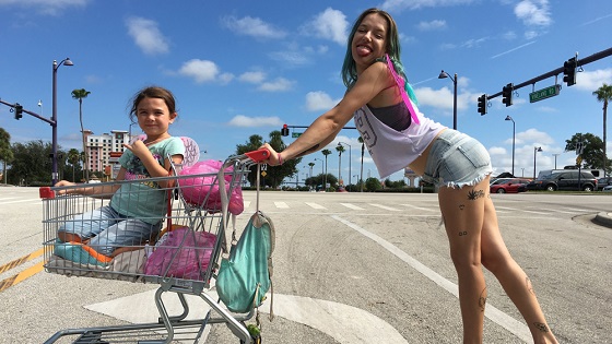 Post image for ‘The Florida Project’: Living in the Shadow of The Mouse