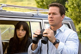 wahlberg deschanel the happening