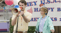 adventureland kristen wiig bill hader